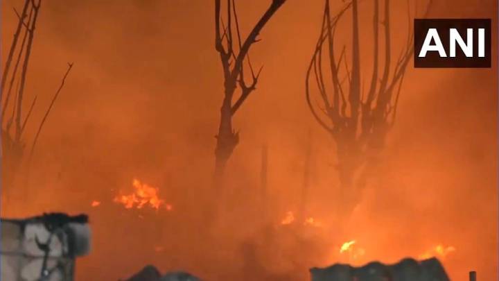 Massive fire guts several huts near Rithala metro station in Delhi