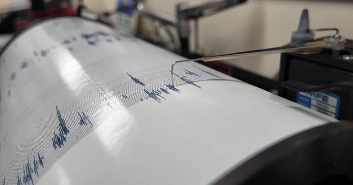 Thanksgiving morning quake shakes parts of Alaska