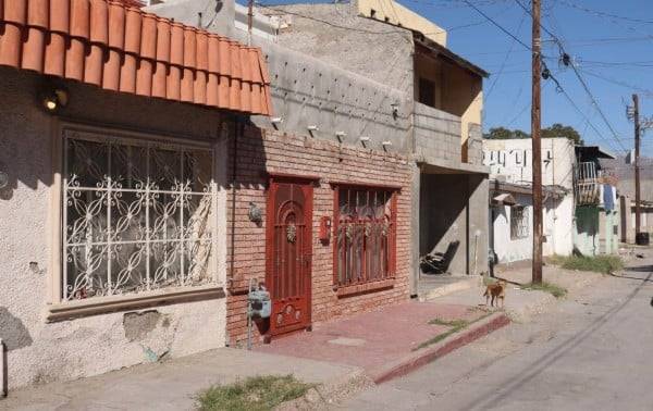 Catean vivienda presuntamente vinculada a la funeraria Del Carmen