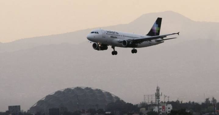 Vuelo aterriza de emergencia en Aeropuerto Internacional de Monterrey; activan protocolos de seguridad