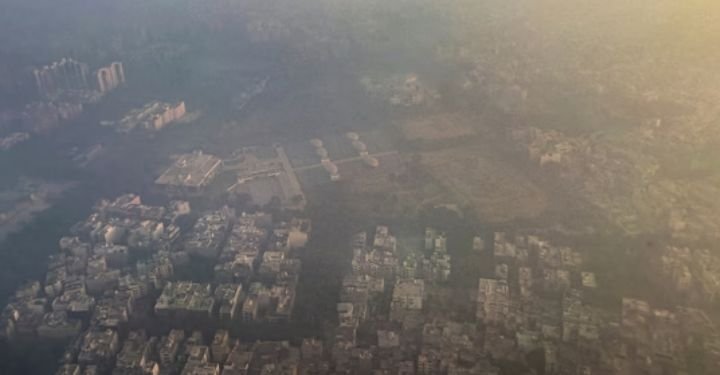 Capital gasps for breath: Delhi’s air turns poisonous as AQI breaches 700 mark