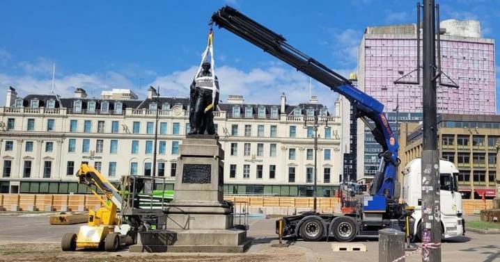 Glasgow's George Square military statue items 'inappropriate' and will not be reinstated