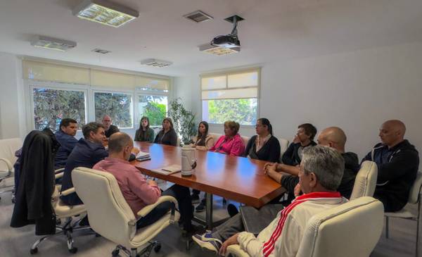 La Cooperativa avanza en gestiones con vecinos de la Chacra 32 para la llegada del servicio eléctrico