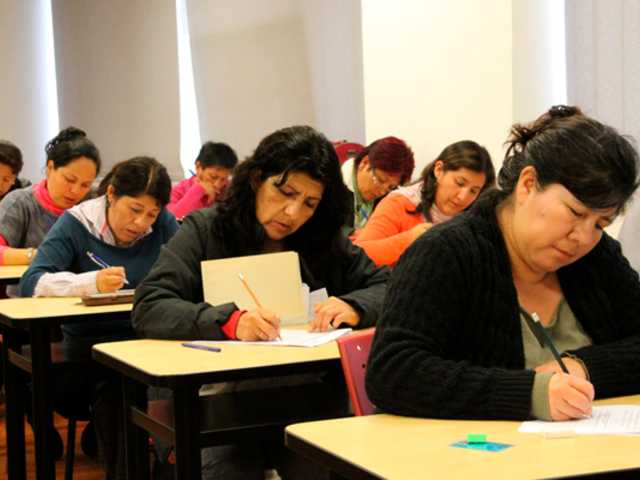 Examen Ascenso Docente 2025: pasos para ubicar tu local y fechas clave del proceso