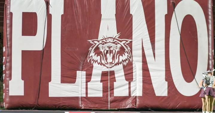 PHOTOS: Coppell shuts out Plano in bi