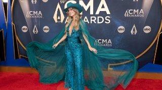 Lainey Wilson shares behind-the-scenes video of Macy’s Thanksgiving Day Parade rehearsals