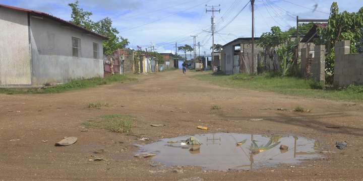 Tres décadas esperando por el asfaltado en Salvador Rivera