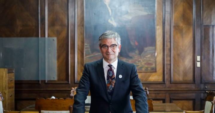 Mario Marcel sigue los pasos de Carolina Tohá y reaparece para respaldar a una candidata al Congreso