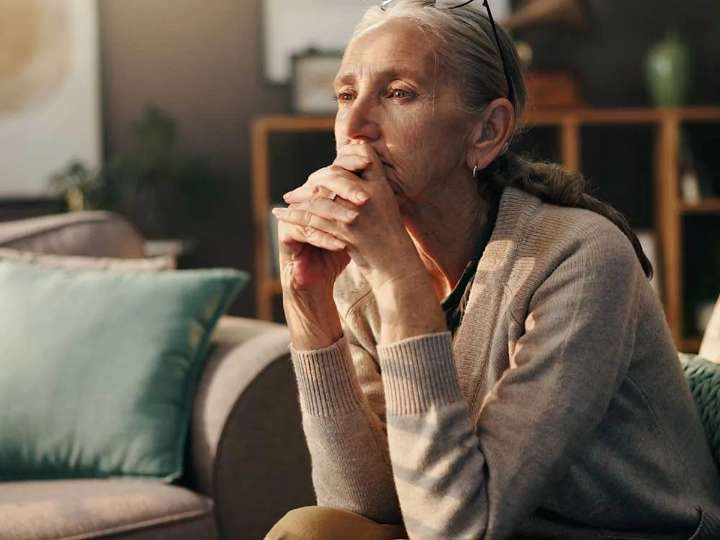 DEAR ABBY: Falling out with best friend burns the last bridge