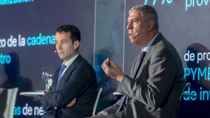 La junta de Indra aprueba la compra del 89,68% de Hispasat por 725 millones y la renovación del consejo