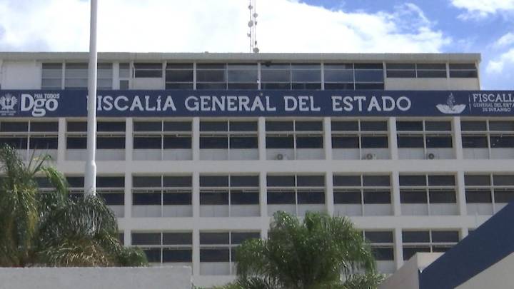 Mujer fue asaltada a mano armada en bulevar de Durango; le robaron más de 10 mil pesos