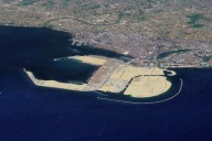 Maps reveal the world’s artificial coastlines most at risk from sea