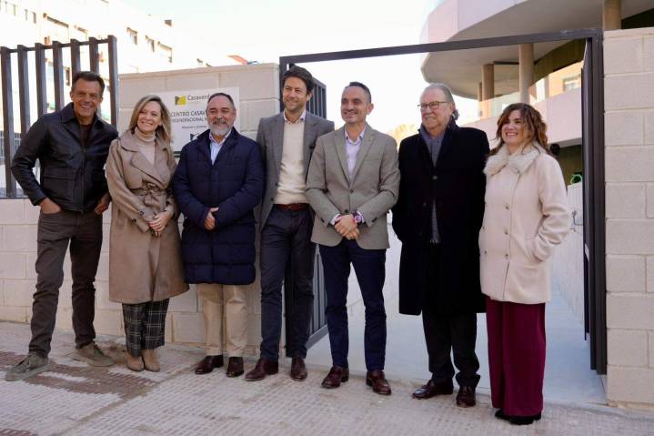 El alcalde de Móstoles visita el nuevo Centro Casaverde, un complejo intergeneracional con 200 plazas residenciales