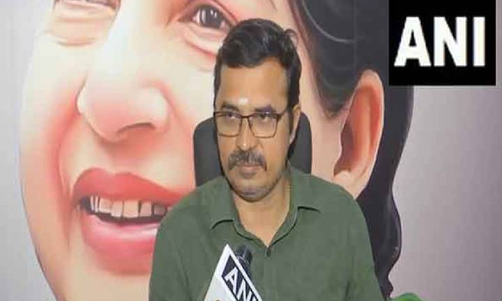 Interim stay on probe against Kovai Sathyan under SC/ST Act