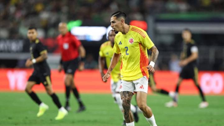 Daniel Muñoz abandonó la concentración de la Selección Colombia; Federación contó los detalles