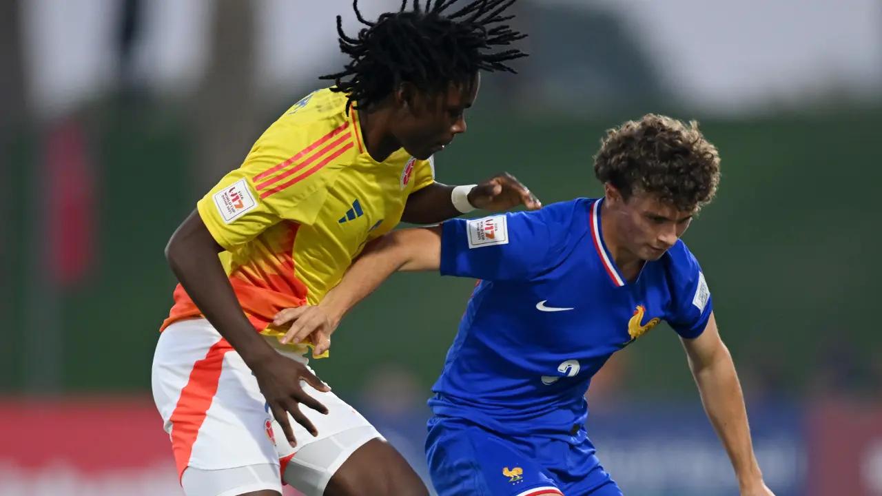 La Selección Colombia y Francia, a los empujones: discusión airada en el Mundial Sub