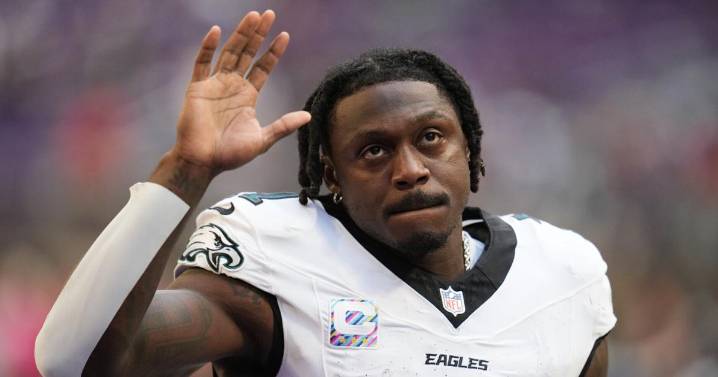 A.J. Brown's constant complaining hasn't prevented the Eagles from winning, but it's not helping