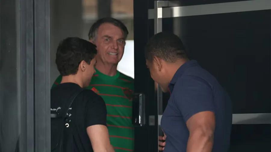 Por orden de la Corte, la Policía arrestó al ex presidente Jair Bolsonaro “para garantizar el orden público”