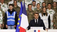 Emmanuel Macron presenta el servicio militar voluntario en Francia ante crecientes amenazas globales