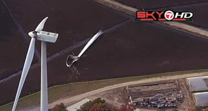 Wind turbine blade detaches in Plymouth