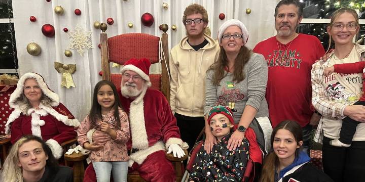 Christmas cards from across nation pour in for Wichita teen battling terminal cancer