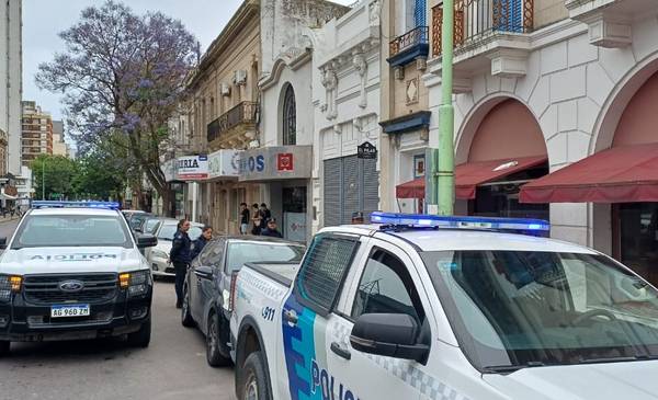 Desalojan una fiesta clandestina en el centro de Bahía Blanca