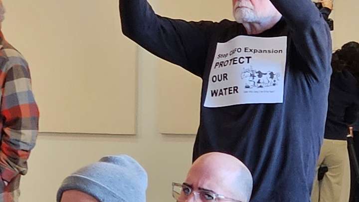 Door County CAFO hearing draws large crowd, many comments