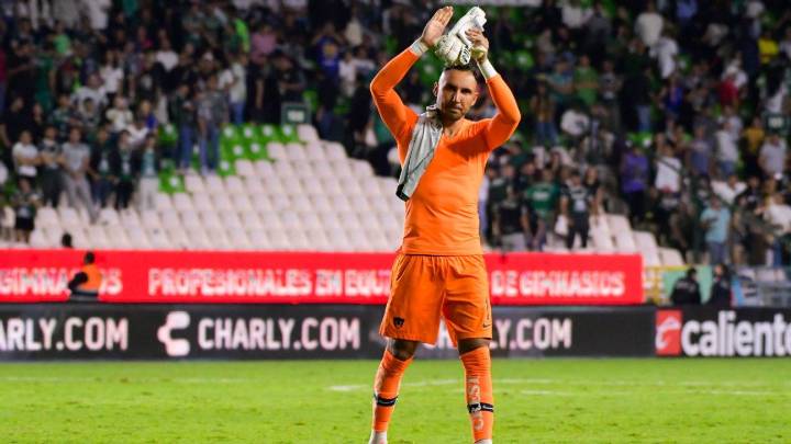 Keylor Navas, el único éxito de Pumas en un torneo para el olvido