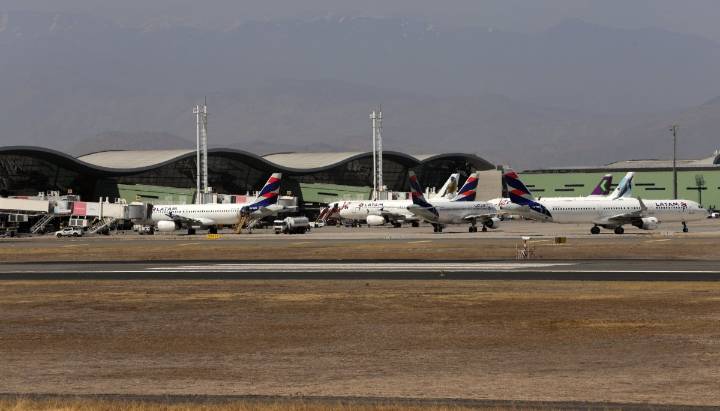 Latam suspende 173 vuelos por huelga de pilotos: 20 mil pasajeros afectados aproximadamente