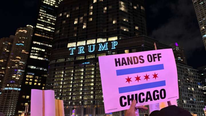 Records show hundreds of immigrants arrested in Chicago had no criminal history : NPR