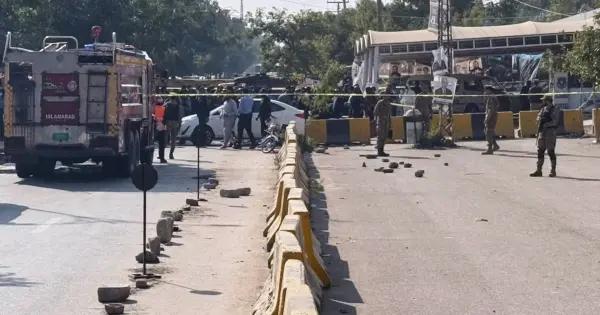 Atentado suicida en tribunal de Islamabad deja 12 muertos