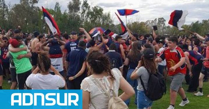 18:56 Comodoro RC campeón del Torneo Austral 2025: Remontada épica y fin de una sequía de 16 años