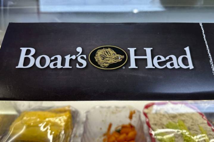 Boar's Head cheese recalled over potential listeria contamination