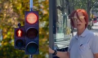 ¿Por qué los autobuses de Zaragoza no abren sus puertas en los semáforos en rojo? Hay una explicación