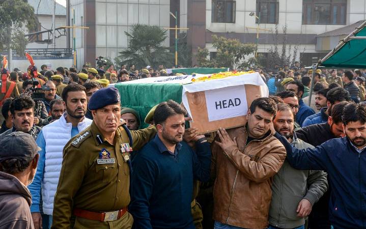 Kashmiri Blast Victim's Family Receives Severed Body Parts For Last Rites