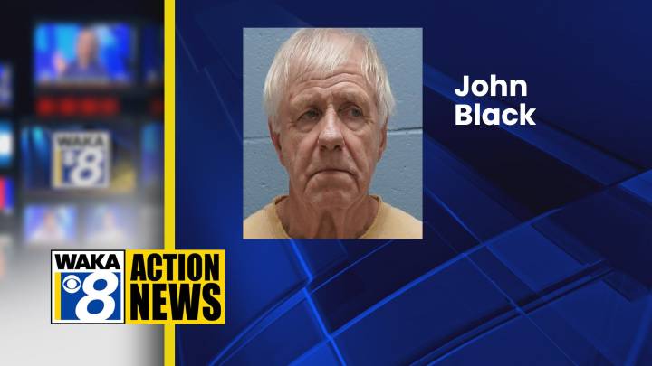 Man charged with attacking his 95-year-old mother in Lee County