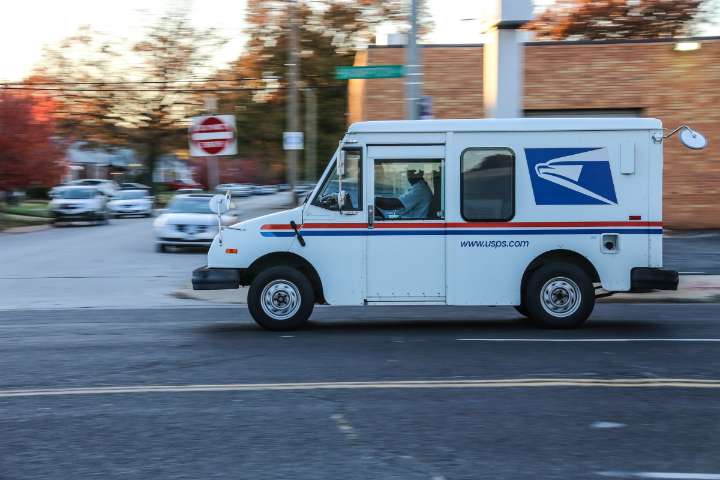 U.S. Postal Service proposes increased shipping prices for 2026