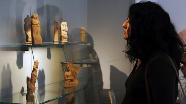 Ancient Roman-era statues stolen from Syria national museum