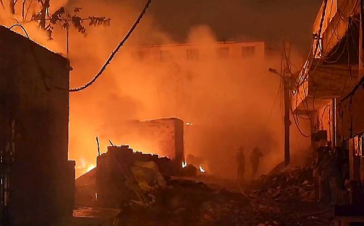 Massive fire near Rithala metro station in Delhi engulfs hundreds of shanties, one killed