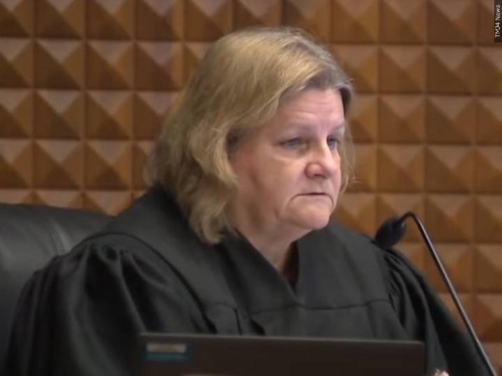 Federal judge says trial for Wisconsin judge accused of helping immigrant will go on next month