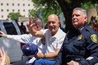 Effort to recall Houston mayor falls flat — more than 60,000 signatures short of threshold – Houston Public Media