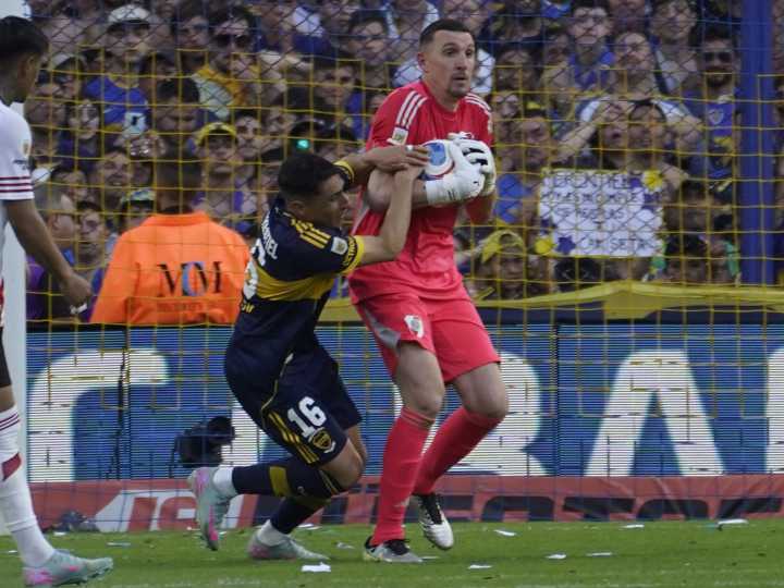 La dura autocrítica de Franco Armani y Juanfer Quintero tras perder el Superclásico con River contra Boca: "Nunca le haría la cama a un DT"