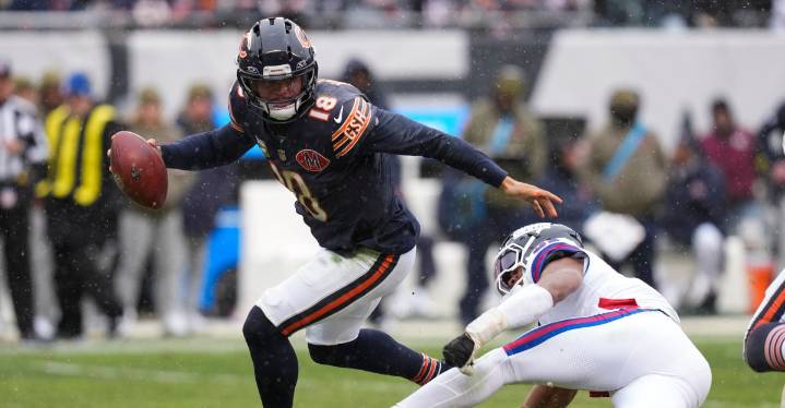 Caleb Williams Stat Tracker Week 10