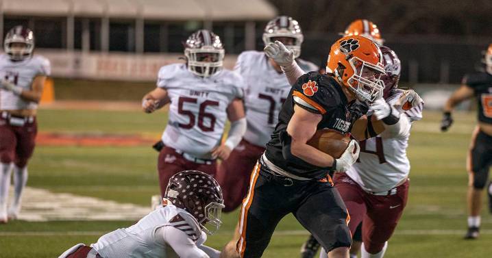 Byron hangs on to claim thrilling win over Tolono Unity in Class 3A final