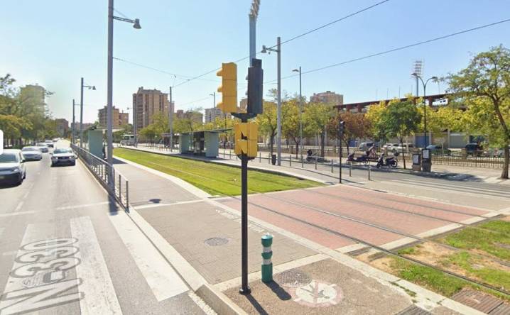 El paso de peatones de La Romareda podría cambiar: el Ayuntamiento estudia cómo reforzar la seguridad