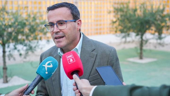 Gallardo acepta debatir en RTVE y reta a los partidos a un cara a cara también en Canal Extremadura