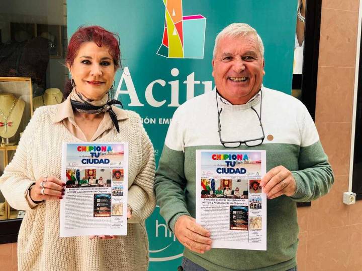 ''Estas fiestas, el mejor regalo está en Chipiona'': más de 60 comercios locales participan en la campaña navideña