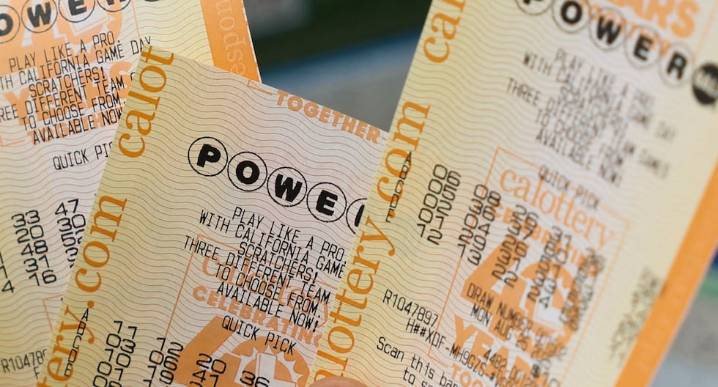Powerball del 24/11/2025: números ganadores y resultados del jackpot de $654 millones en EE.UU.