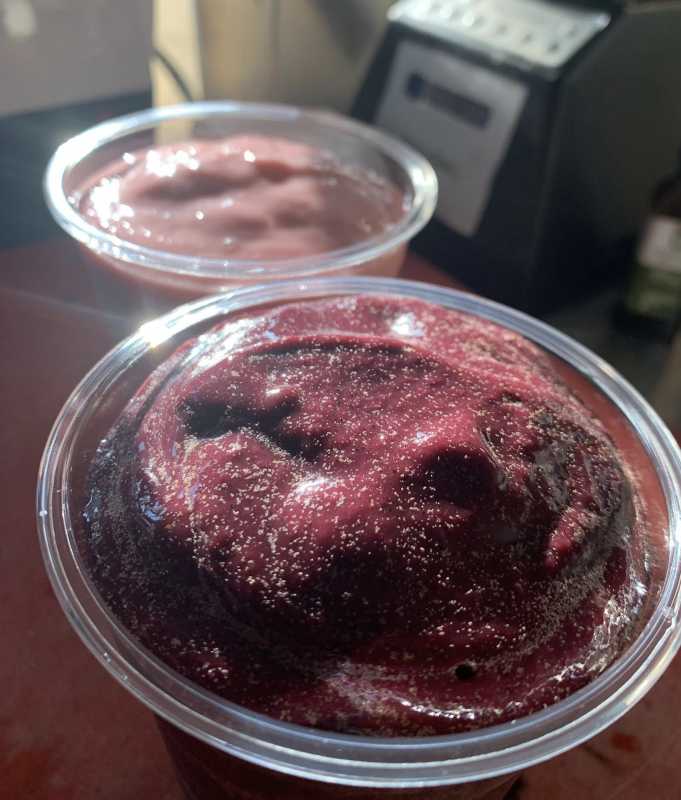Uptown juice bar closing down, offering $5 'you get what you get' smoothies