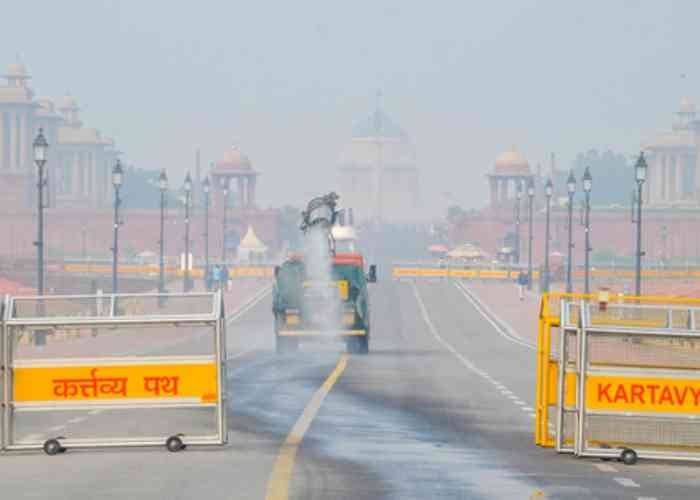 Delhi-NCR chokes under ‘very poor’ air quality for 7th straight day, smog blankets region